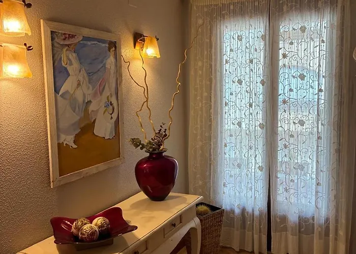 Casa De Boticarios, * El Arenal (Castile and Leon)